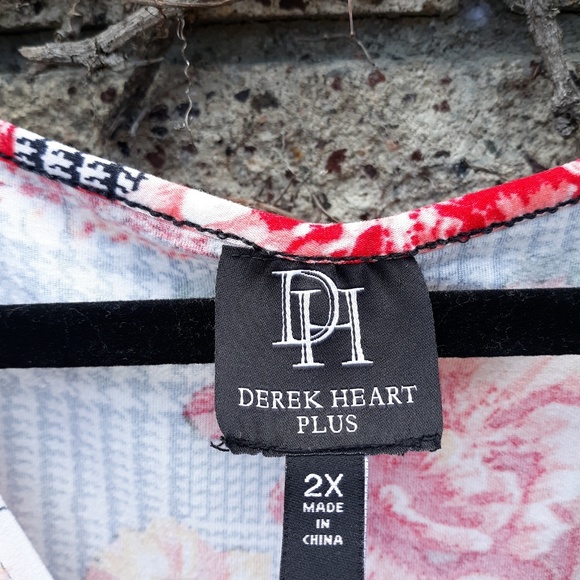 Derek Heart  Floral Hounds Tooth Wrap Dress - Picture 5 of 6